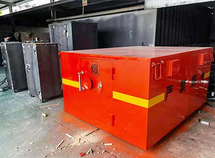 东风车载炸药箱